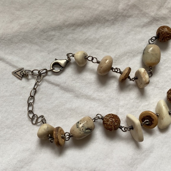 Retired Silpada Multi-Stone Tan Disc Necklace N1692 - Picture 3 of 6